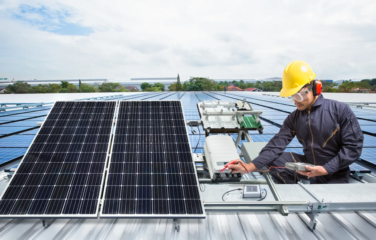 Solar Installation Red Flags: 5 Signs of Installer Fraud