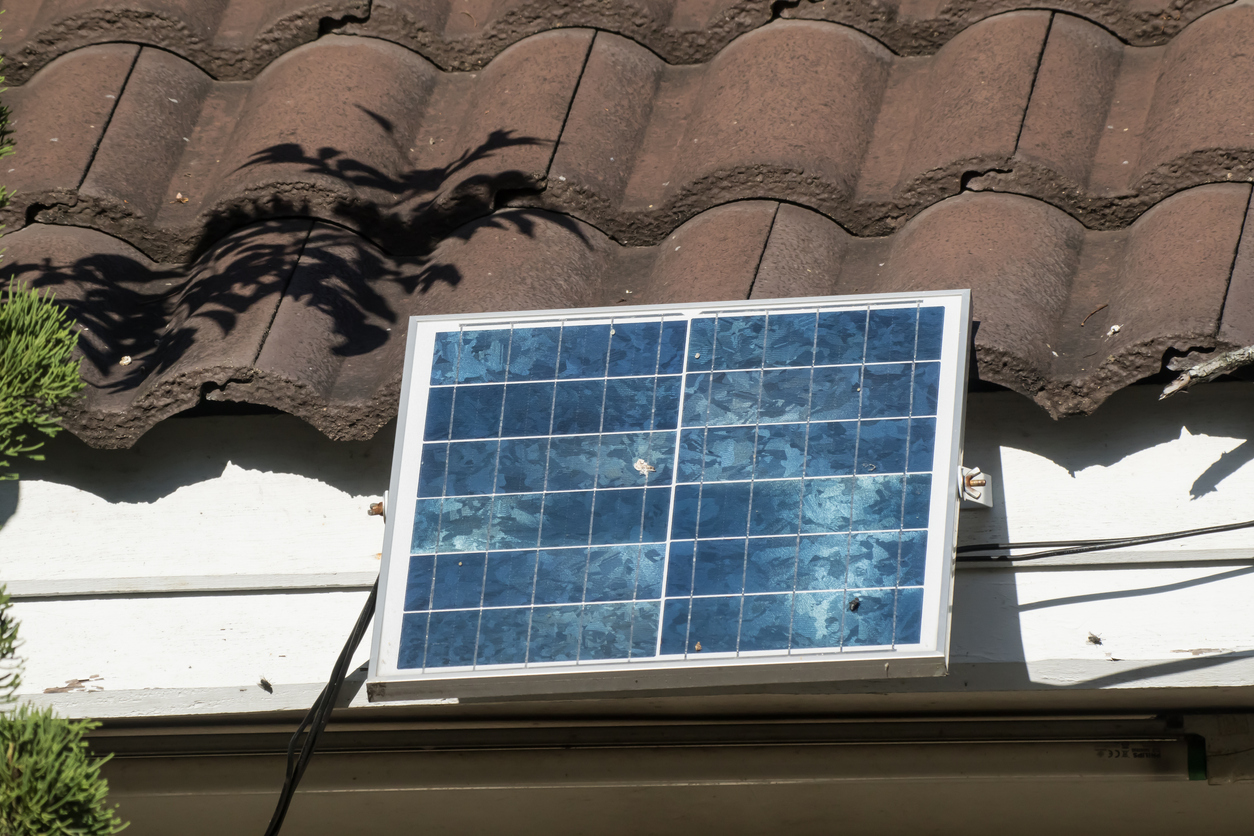 Estafa Paneles Solares: 7 Señales de Alerta en Texas
