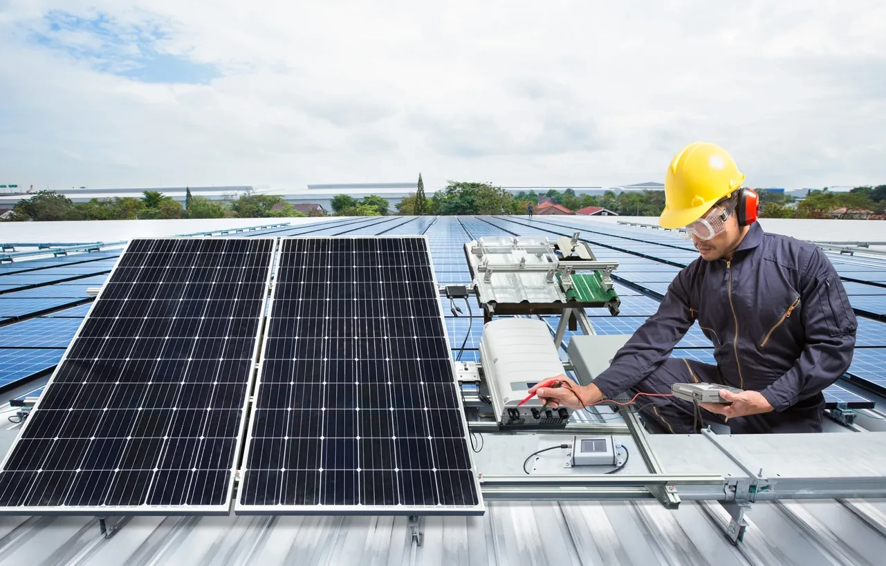 Solar Installation Red Flags: 5 Signs of Installer Fraud