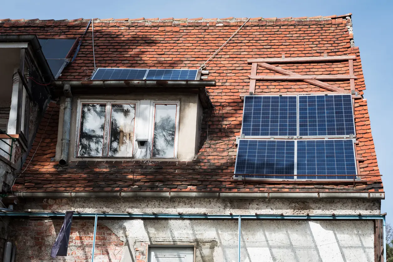 Bad solar panel installation causing ice dams
